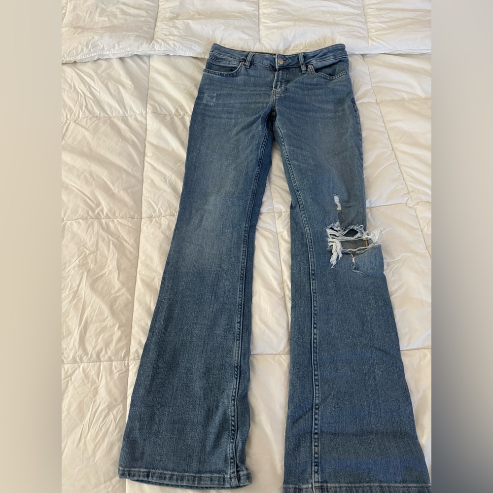 Free People Flare Jeans in Distressed Blue- Never Worn